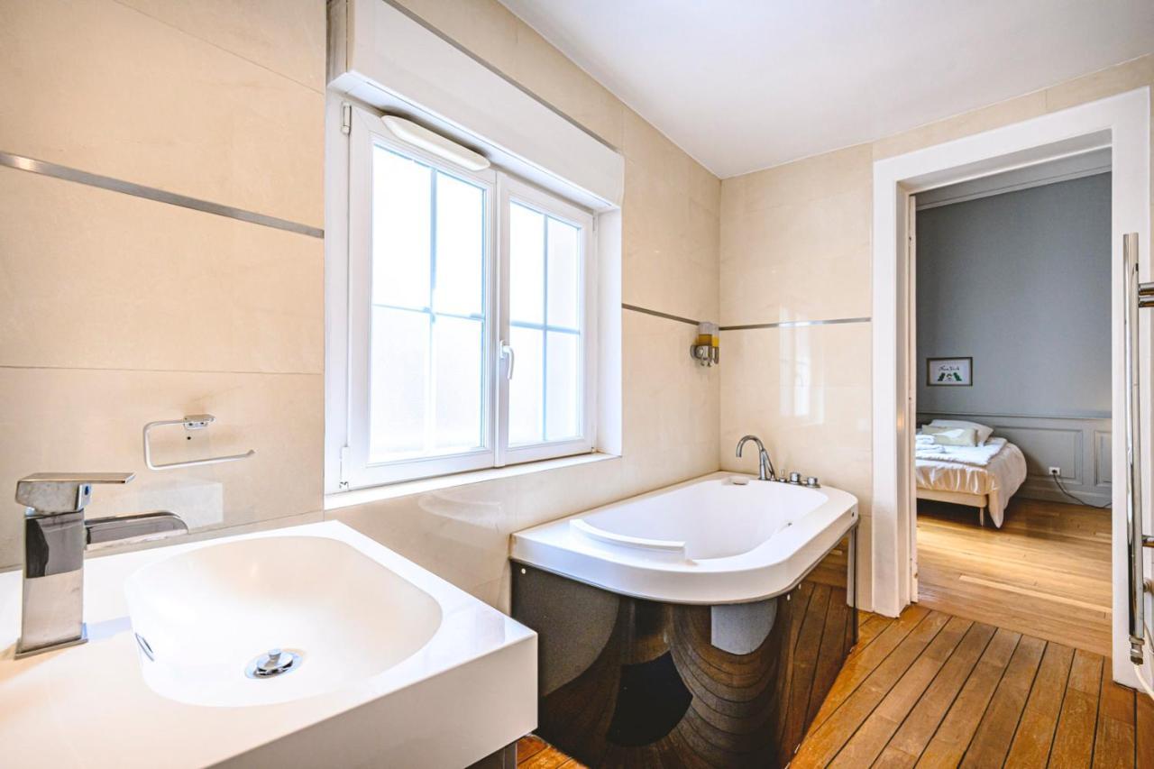 Apartamento The Gorgeous Hyper Center Private Garden Reims Exterior foto