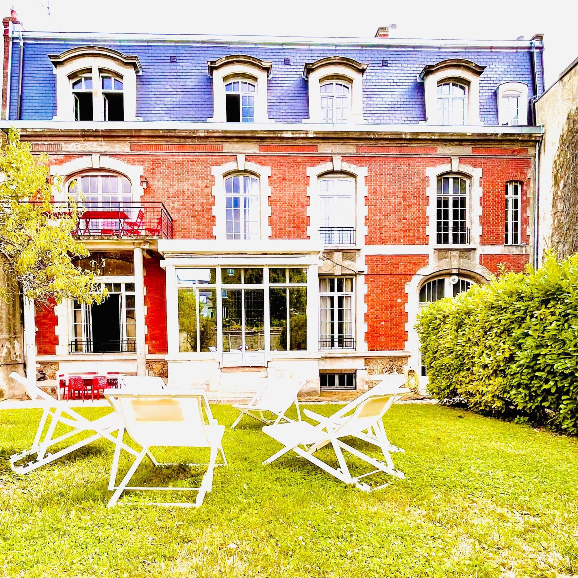 Apartamento The Gorgeous Hyper Center Private Garden Reims Exterior foto